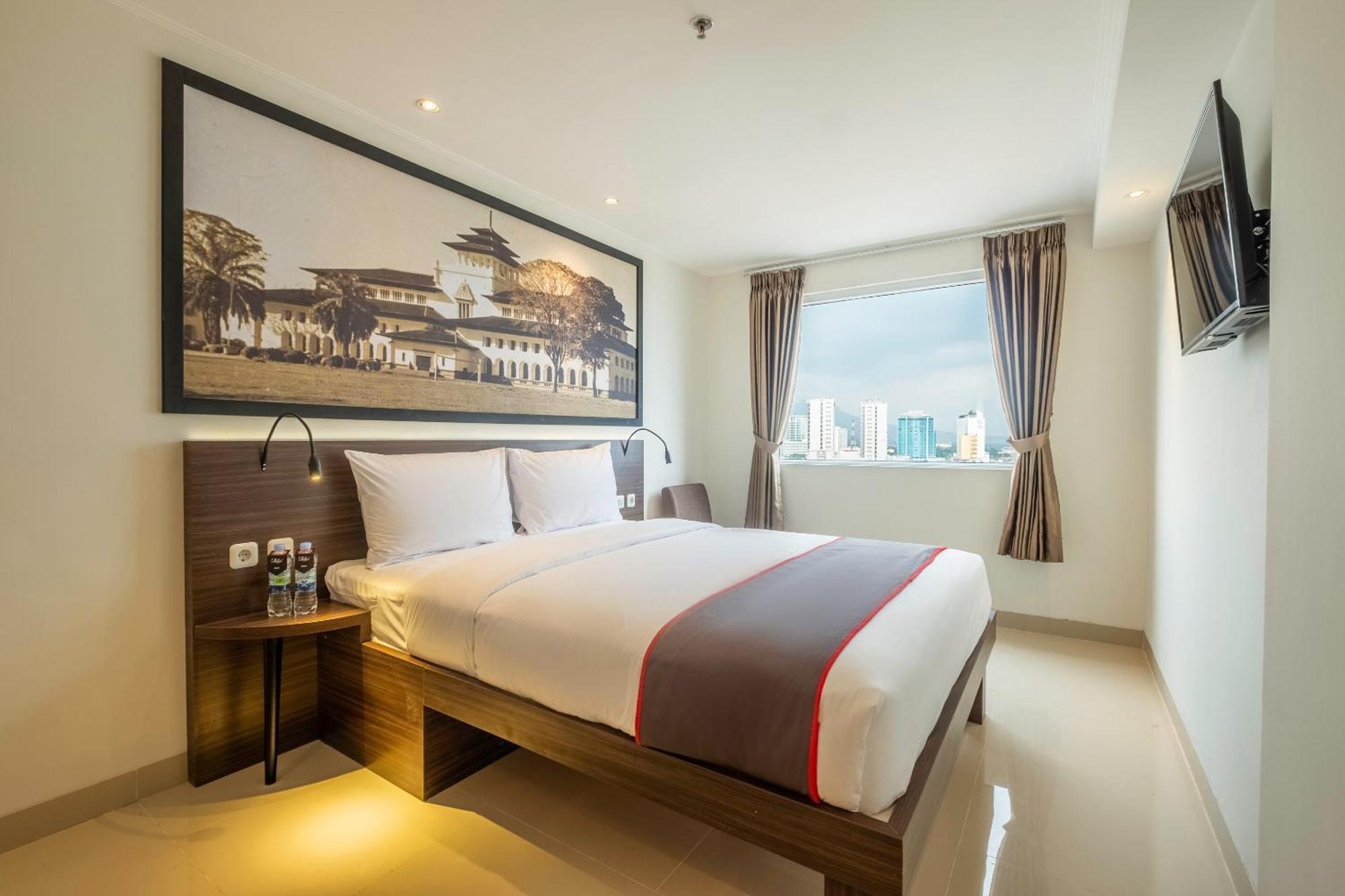 Super Oyo Collection O Hotel Pasar Baru Heritage Bandung Eksteriør bilde