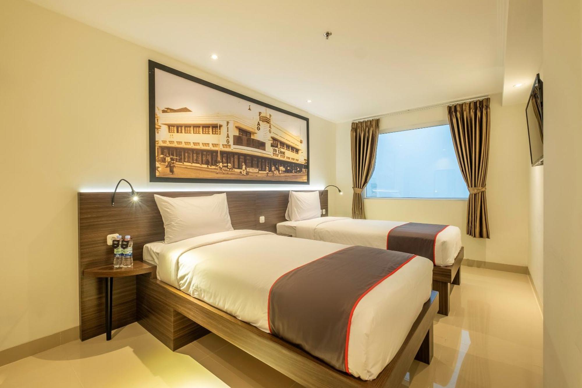 Super Oyo Collection O Hotel Pasar Baru Heritage Bandung Eksteriør bilde
