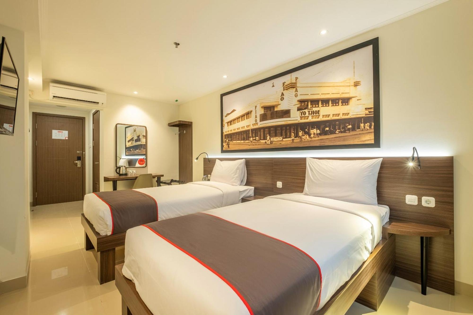 Super Oyo Collection O Hotel Pasar Baru Heritage Bandung Eksteriør bilde